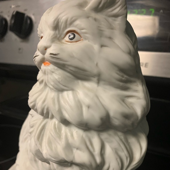 White ceramic cat - Picture 3 of 6